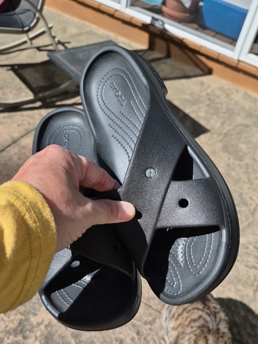 Crocs..size 10 - Picture 9 of 12